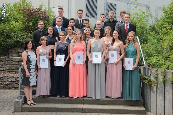 http://www.beruflichesgymnasium.de/pixlie/cache/vs_Abiturzeugnisse 2017_IMG_0023.JPG